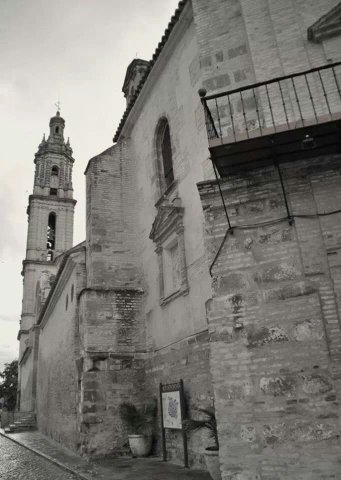 Torre e Iglesia